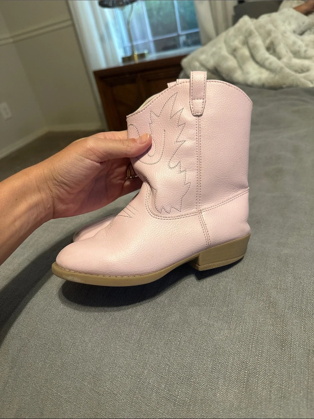 Girls cowboy boots pink